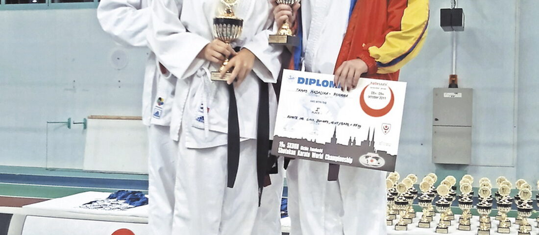 CSM Oneşti, tot mai sus…